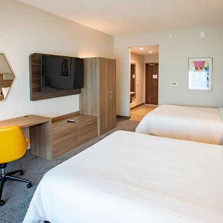 Holiday Inn Express & Suites Pensacola Airport North - I-10 By Ihg Ferry Pass Luaran gambar