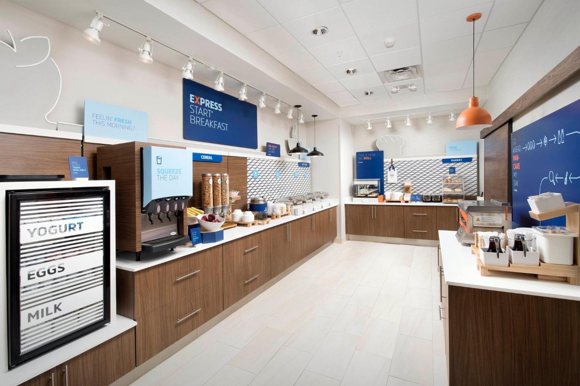 Holiday Inn Express & Suites Pensacola Airport North - I-10 By Ihg Ferry Pass Luaran gambar